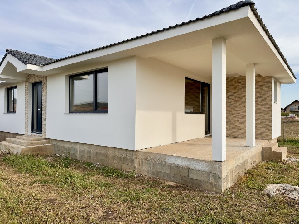 CASA NOUA PE UN NIVEL COCHETA I 75 MP I ALBA IULIA ZONA MICESTI I – fotografia 4 din 13