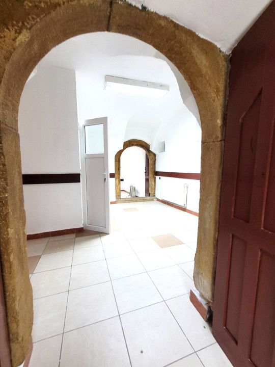 Spatiu cu suprafata generoasa, in centrul Clujului – fotografia 6 din 7