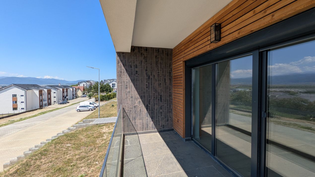 DAVINCI HOMES | 69.900 EURO, FINISAT, CU PARCARE ȘI VEDERE LIBERĂ SPRE MUNȚI – fotografia 3 din 20