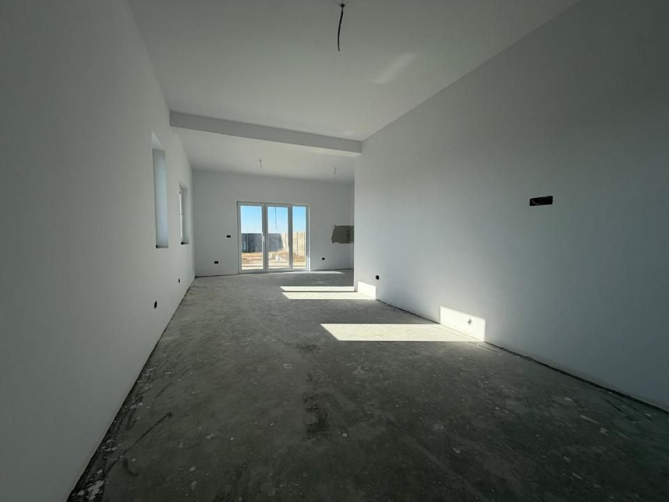 Duplex in Covaci | Toate utilitatile | Parter | Curte generoasa | – fotografia 3 din 12