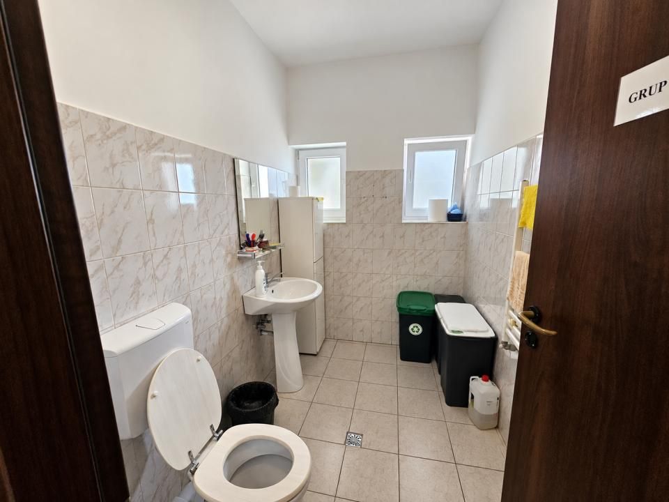 Spațiu comercial cu vad excepțional | Amenajat complet pentru Farmacie, Eroilor! – fotografia 8 din 9