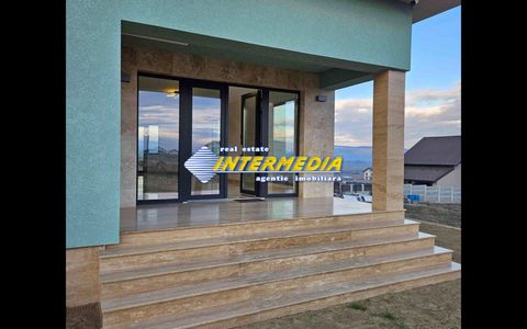 CASA NOUA I 4 CAMERE I TEREN 500 MP I FINISATA I GARAJ I UTILITATI I