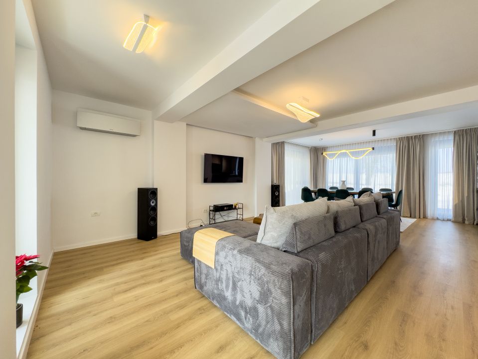 Vila P+1 in Valu lui Traian, pe partea dreapta - finisata complet – fotografia 4 din 20