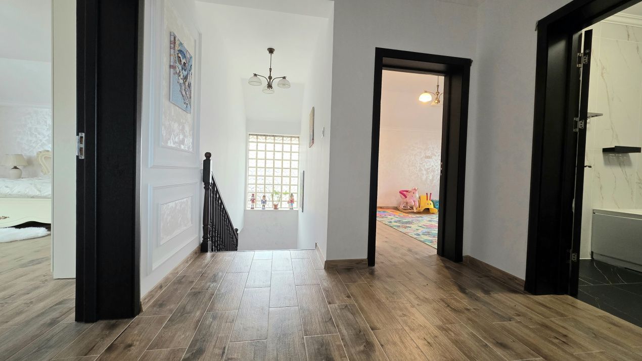 Vilă P+1 spațioasă – Năvodari, zona centrală – fotografia 20 din 29