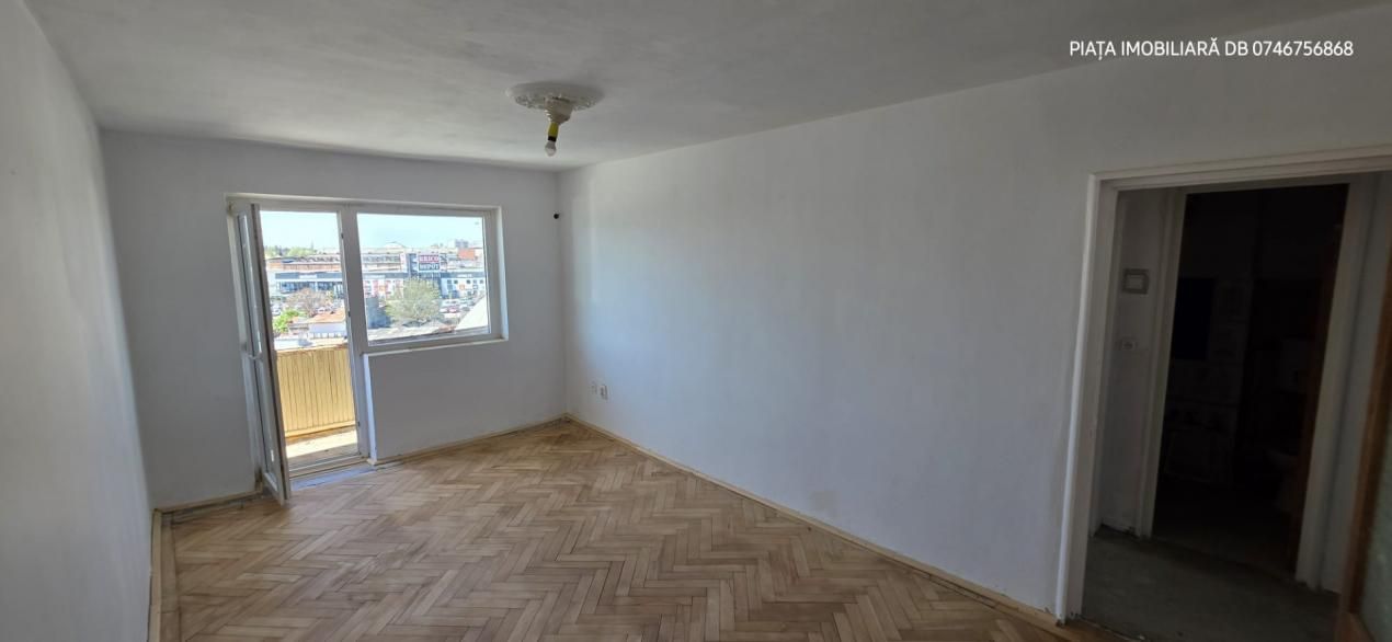 Apartament 4 Camere – Vedere Panoramică pe 2 zone diferite – Zona Piața 1 Mai – fotografia 5 din 12