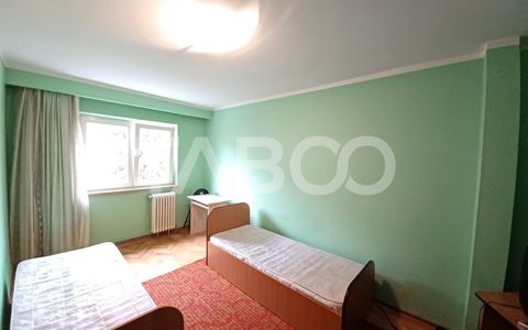 Apartament pentru muncitori 4 camere si 2 balcoane Mihai Viteazul