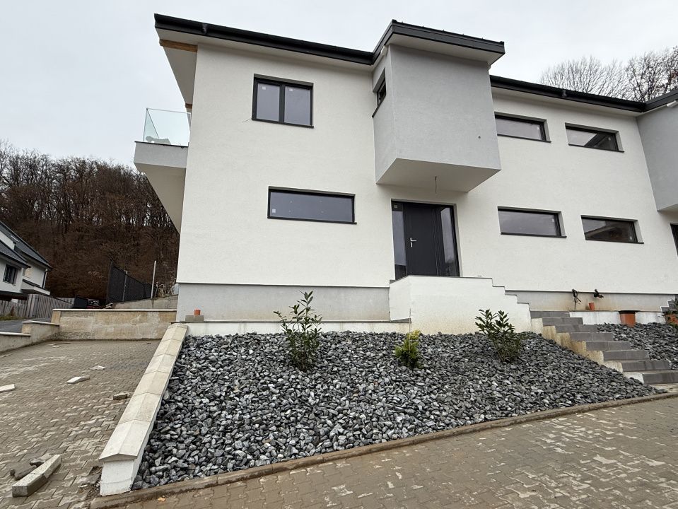 Exclusivitate !Com 0%!Duplex in Florești,zona Mănăstirii Taut 120mp teren 250mp – fotografia 1 din 19