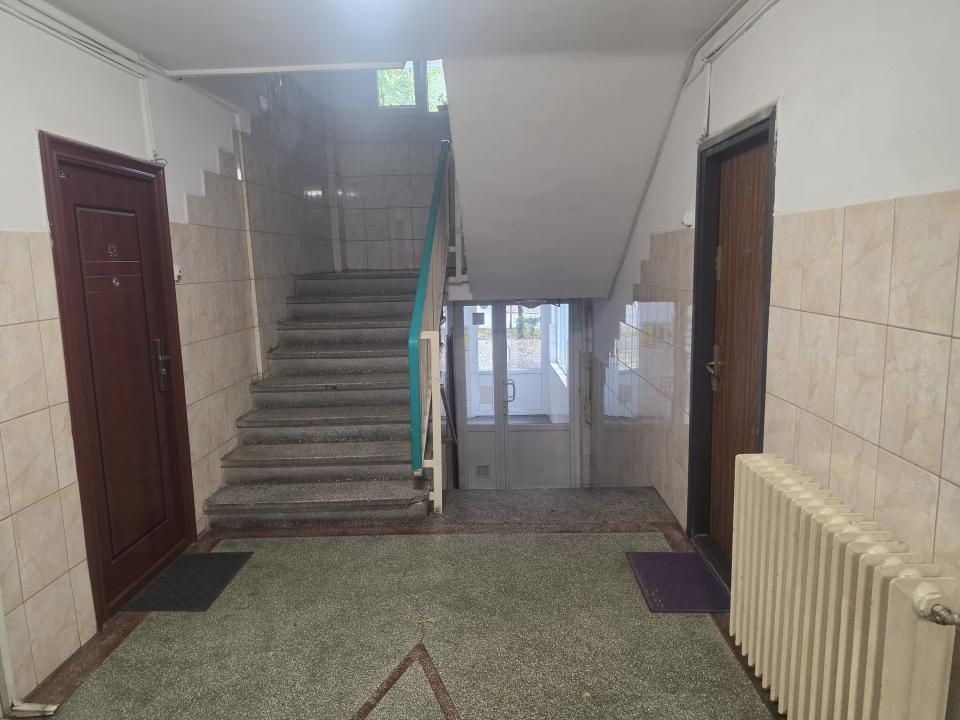 Titan/Minis vanzare apartament 2 camere mobilat & utilat + loc parcare + boxa – fotografia 34 din 45