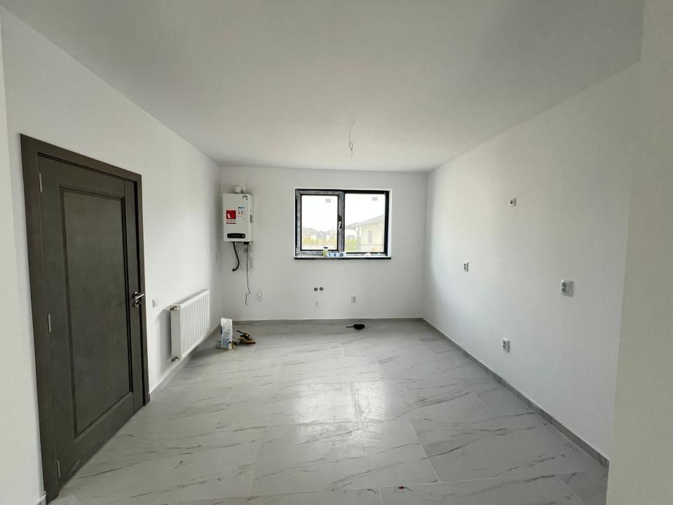 Casa-Duplex-4 camere-2 bai-110mp-Teren 250mp-Izvor-Tarlungeni – fotografia 13 din 17