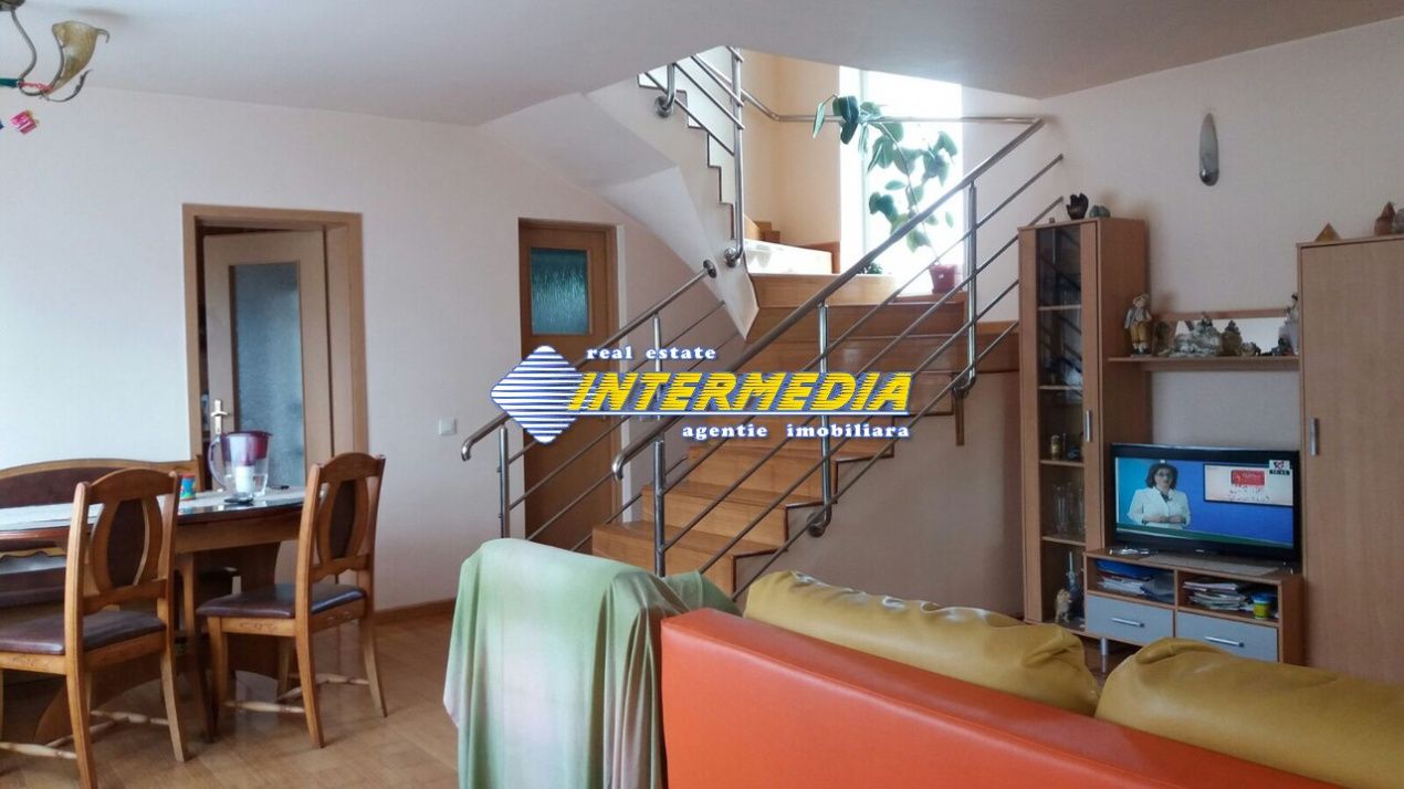 Casa Noua de vanzare in Alba Iulia, zona Centru – fotografia 1 din 9