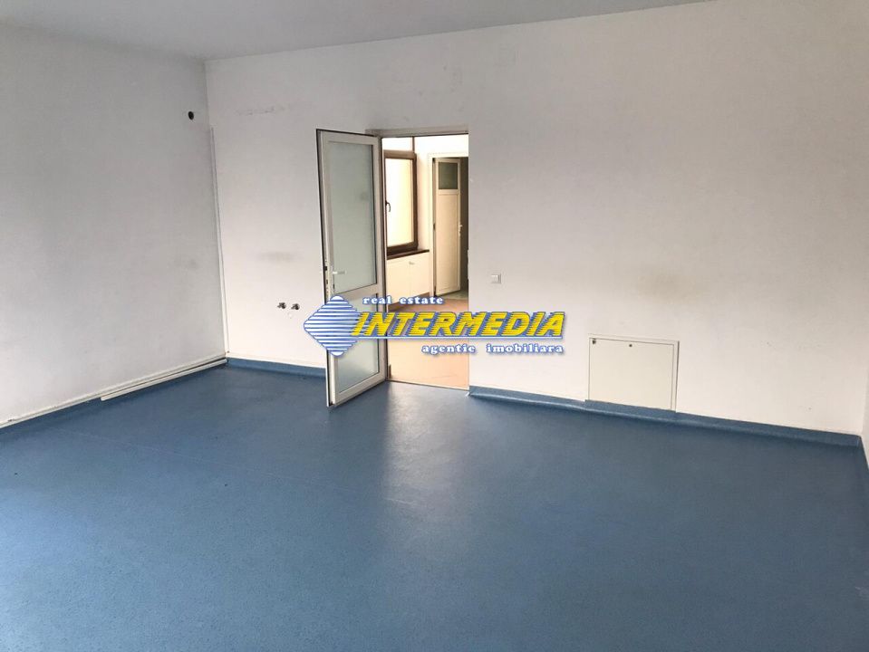 Spatiu de inchiriat Centru 130 mp. birouri Alba Iulia – fotografia 2 din 6