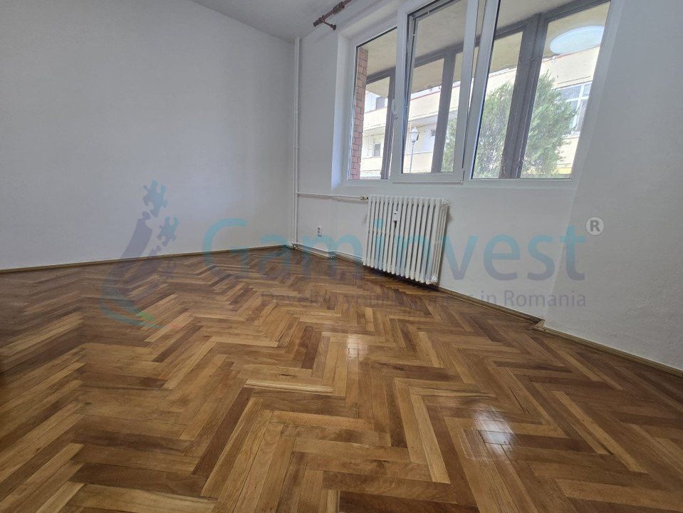 Imobil de inchiriat pentru birouri,Cantemir,Oradea – fotografia 1 din 8