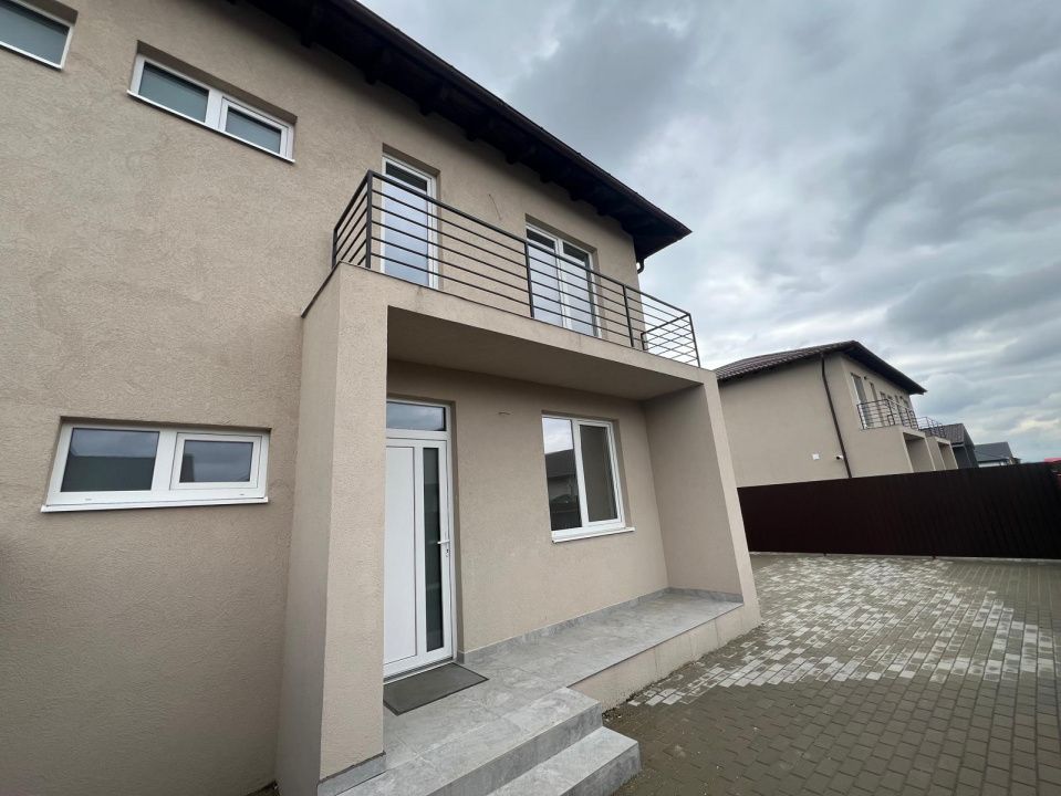 Casa-Duplex-4 camere-115mp-Curte-300mp-Utilitati-Sanpetru-Brasov – fotografia 10 din 19