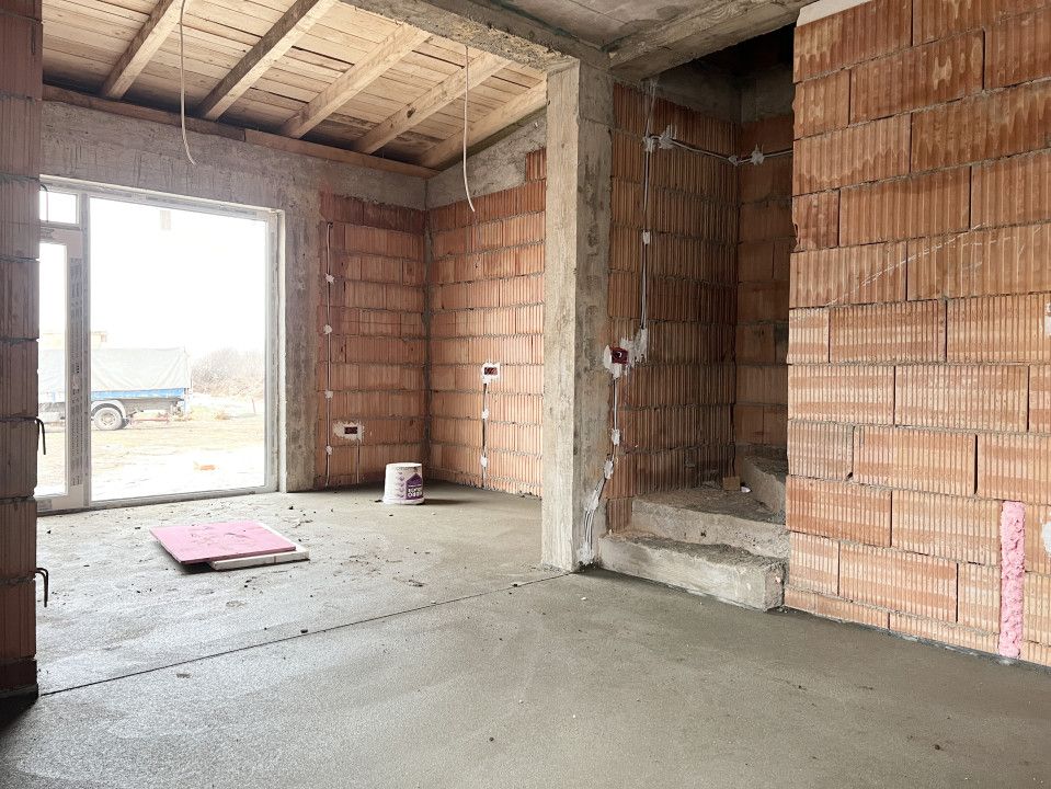 Duplex, 94mp utili, 360mp teren, 4 camere,curent trifazic-Giarmata-vii – fotografia 1 din 18