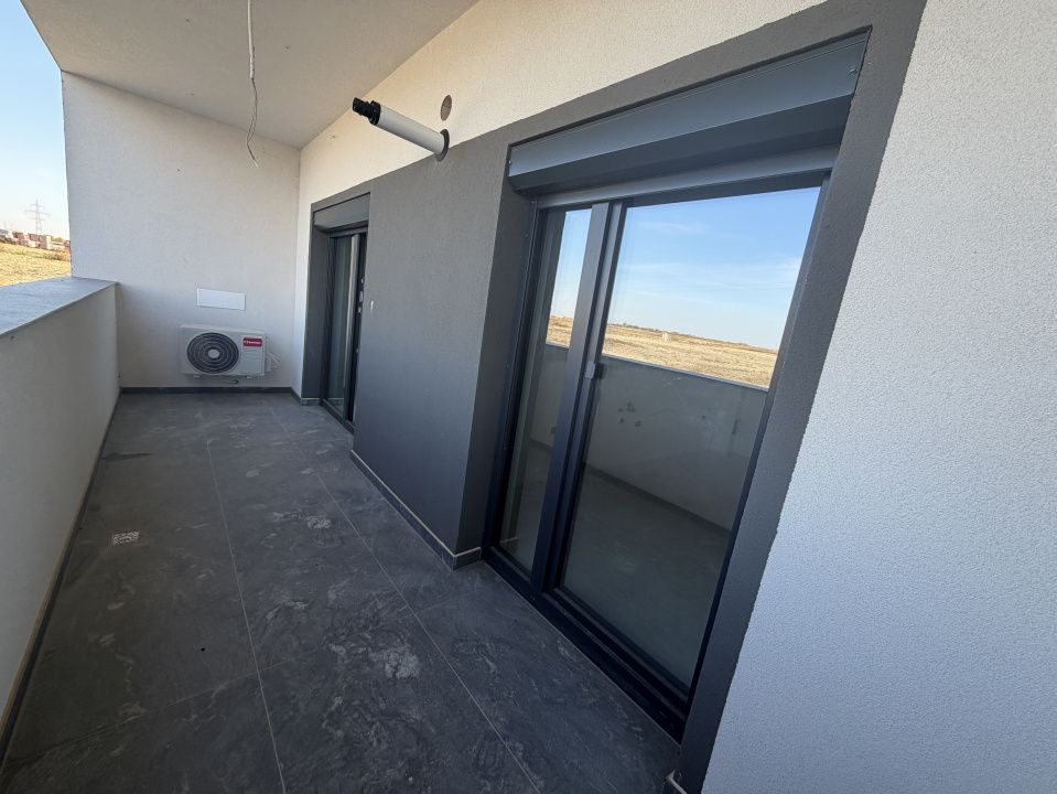 P5034 Apartament DECOMANDAT cu 3 camere zona LAC DUMBRAVITA,ETAJ 1, 2 Parcari – fotografia 28 din 35