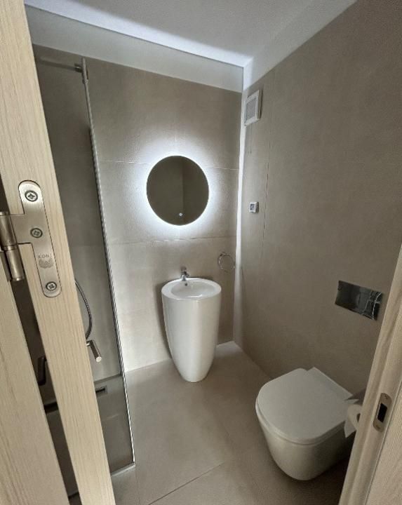 3 Camere de inchiriat | Baneasa |Parcare|Incalzire in pardoseala| – fotografia 13 din 15