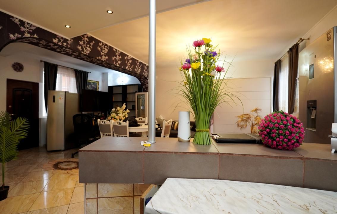 Vilă 5 camere | Barbu Văcărescu | Curte | Ideal birouri | Rezidențial – fotografia 3 din 17