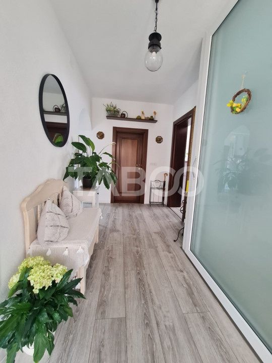 Vila cu piscina de vanzare in Sebes zona centrala – fotografia 5 din 23