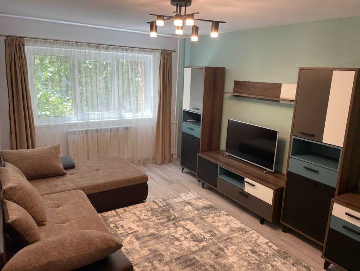 2 Camere de inchiriat | Aviatiei | Metrou | Mobilat – fotografia 1 din 8