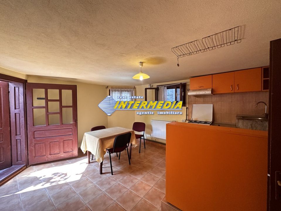 Vanzare Casa D+P+2E+Pod cu 10 camere, garaj si curte în zona Cetate, Alba Iulia – fotografia 15 din 52