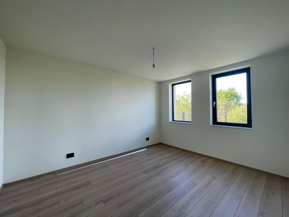 Duplex 6 camere, 400mp teren - Mosnita Noua – fotografia 13 din 22
