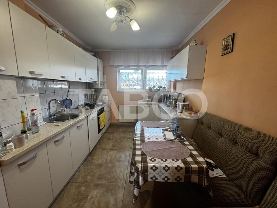 COMISION 0 - Apartament 4 camere 2 bai pivnta si balcon 8 mp Cisnadie – fotografia 4 din 19