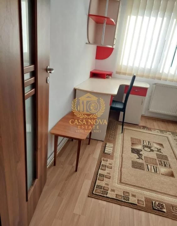 Aparatment 3 camere 65mp, balcon 4mp, etaj intermediar, finisat mediu – fotografia 3 din 8