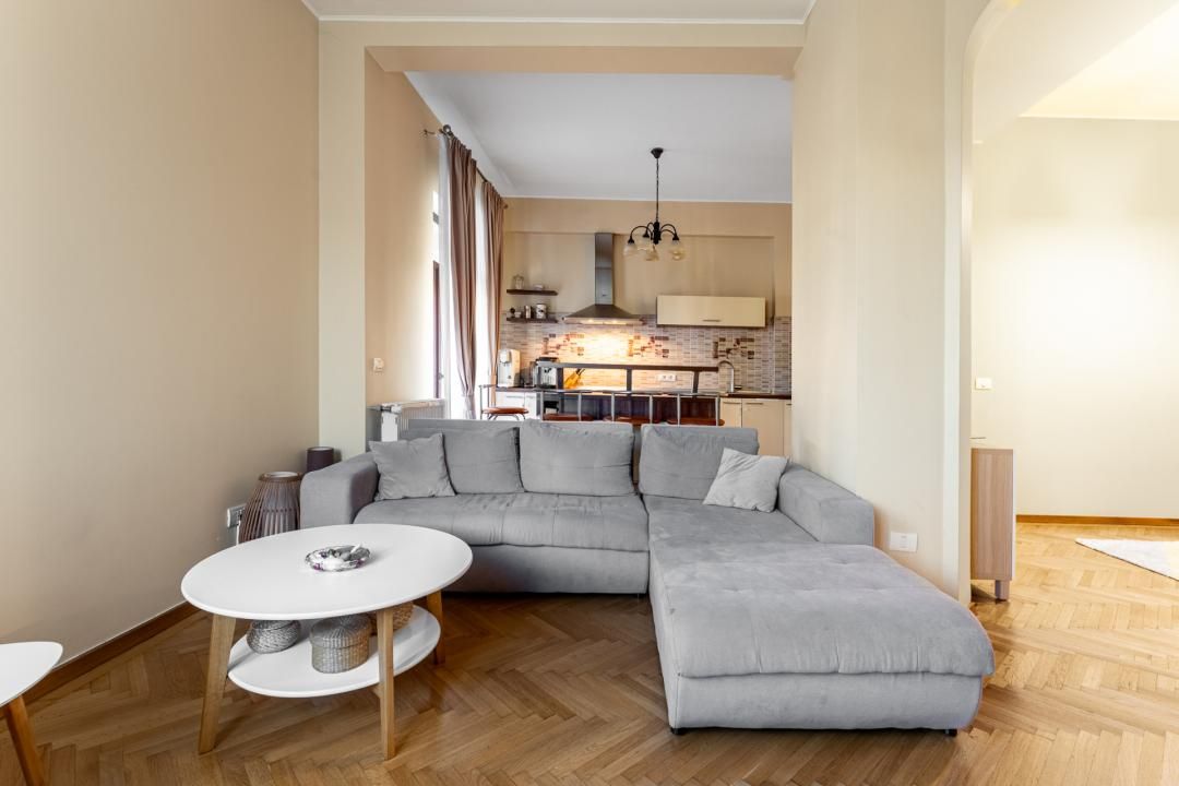 7 Camere | 2016 | 7 minute metrou | 200 mp teren | 2 x Parcare – fotografia 2 din 25
