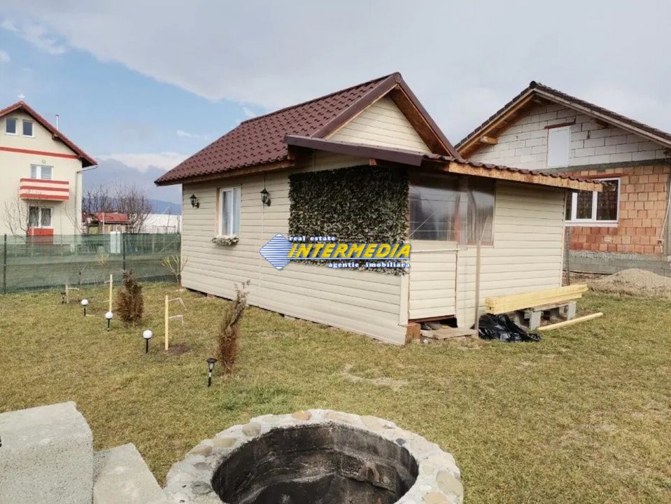 Cabana Oarda de Sus mobilata complet si teren aferent 425 mp – fotografia 3 din 8