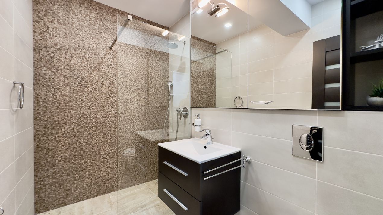 Apartament 2 camere | Faleza nord la 250m de plaja | parcare acoperita-bloc nou – fotografia 5 din 8
