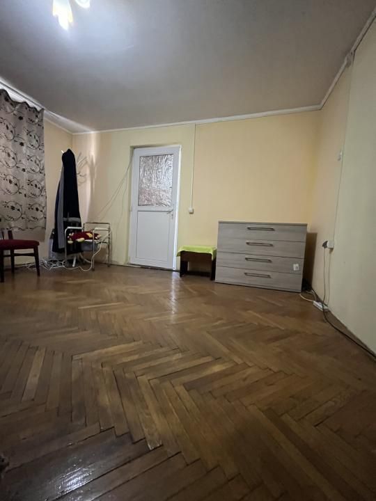 Casa pe parter 3 camere ingrijita curte si gradina Gaesti Nord – fotografia 27 din 35