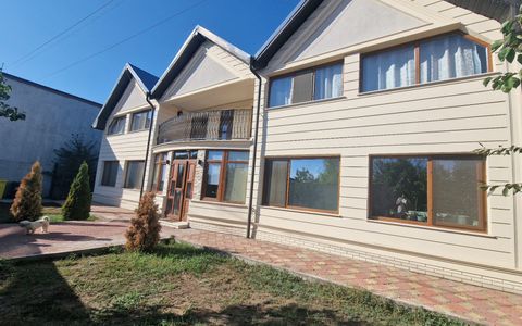 Casa P+1, 228mp utili , 426mp teren, cartier Lapus Arges