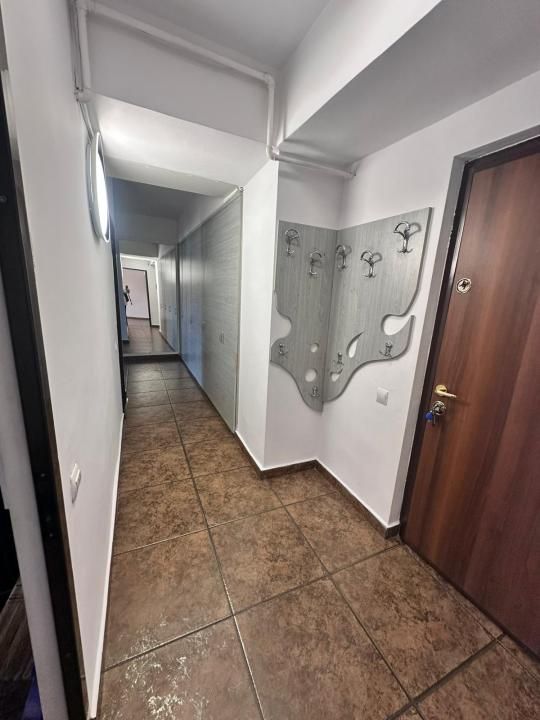 Apartament de inchiriat 3 camere zona Ultracentrala – fotografia 4 din 8