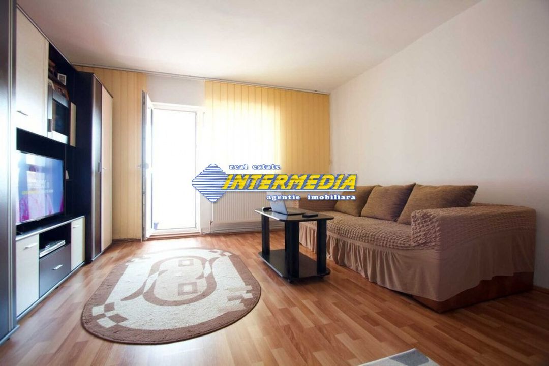 Apartament cu 2 camere de vanzare in Alba Iulia Cetate Piata mobilat si utilat – fotografia 10 din 15