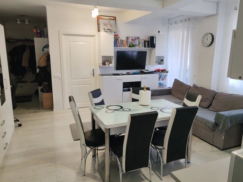 Apartament 3 camere Floresti Str Teilor bloc NOU – fotografia 2 din 8