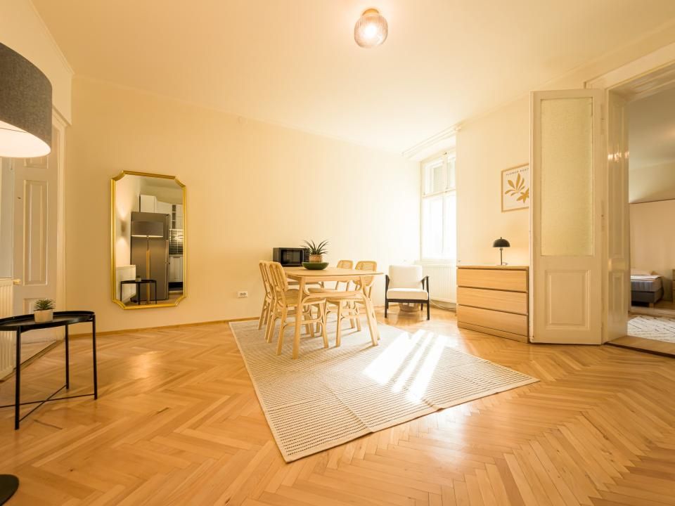 Apartament | 52 MpU | Ultracentral | 3 camere | Ocnei | Etaj 1 – fotografia 3 din 18