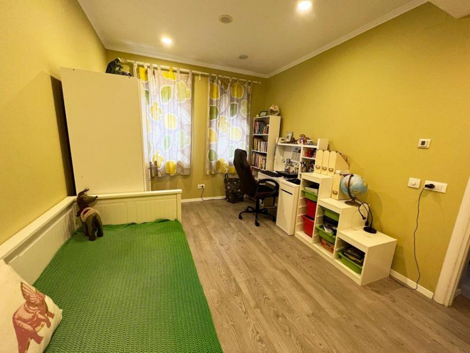 Vila cu 8 camere Ciorogarla-Domnesti – fotografia 7 din 28