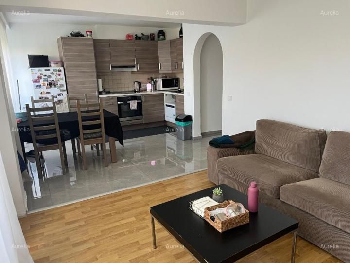 3 Camere de inchiriat | Unirii | Metrou | x2 Bai | Pet friendly – fotografia 2 din 9