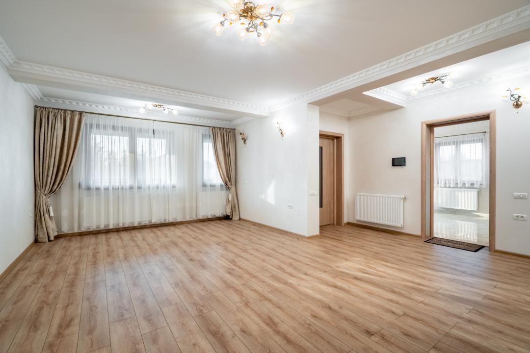 Casă premium de vânzare în Adunații Copăceni – 326 mp utili, 492 mp teren, garaj – fotografia 14 din 28