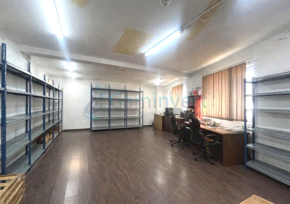 Spatiu comercial de vanzare in Oradea, cu vizibilitate in cartierul Grigorescu – fotografia 1 din 5