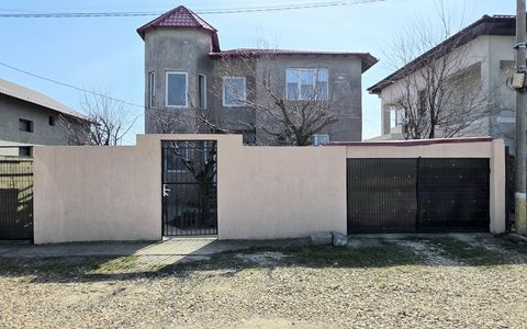 Vila de vanzare in Constanta, 6 camere, zona Km5