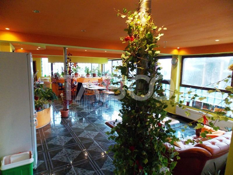 Pensiune de vanzare 13 camere si teren 3000 mp la cheie Comision 0% – fotografia 32 din 53