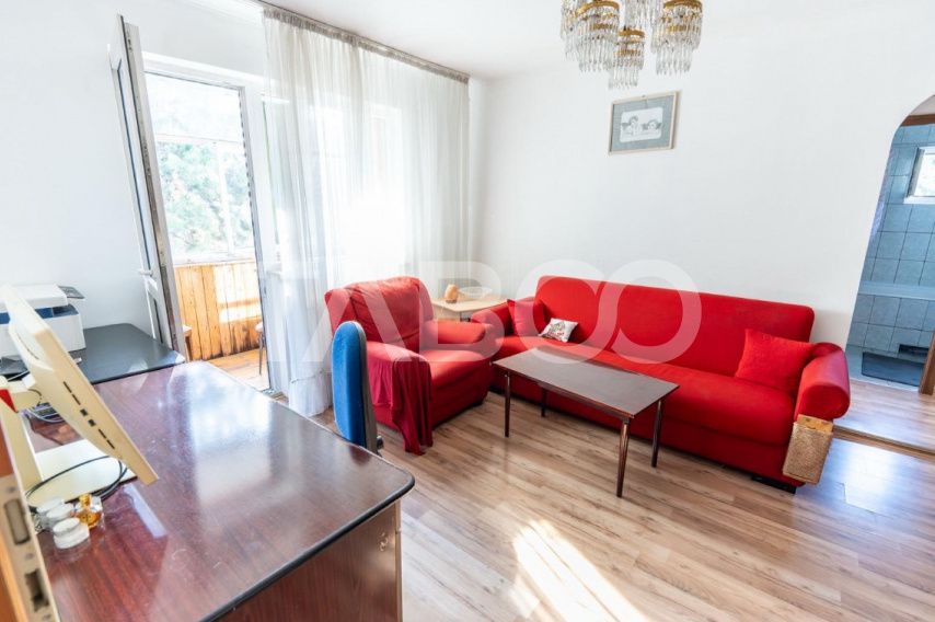 Apartament cu 3 camere si garaj de vanzare in cartierul Manastur – fotografia 1 din 8