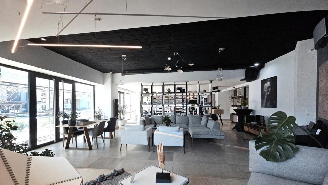Comercial Premium | Showroom | Ultracentral | Corneliu Coposu – fotografia 5 din 25