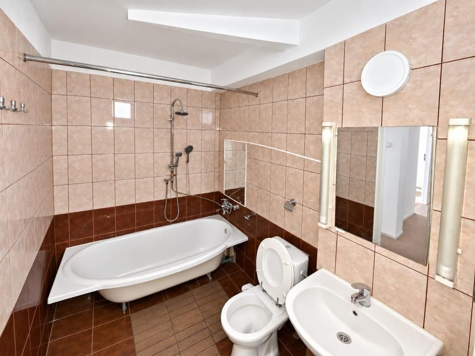 Oportunitate rara in Copou! Apartament 4 camere Parcul Expozitiei – fotografia 8 din 13