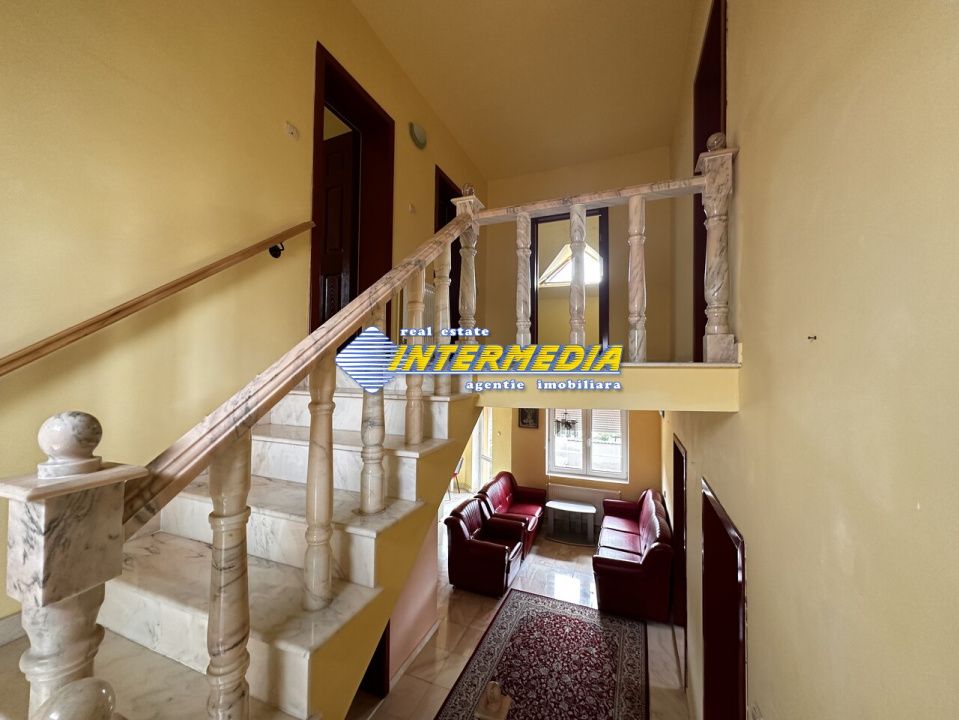 Vanzare Casa D+P+2E+Pod cu 10 camere, garaj si curte în zona Cetate, Alba Iulia – fotografia 5 din 52
