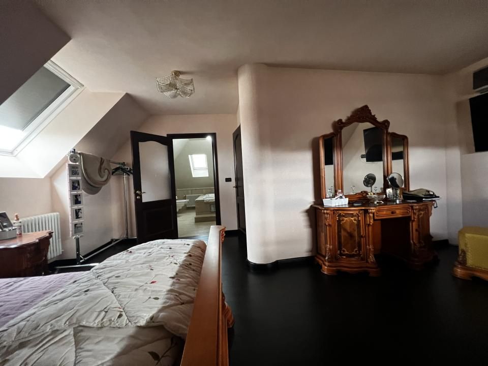 Vila cu 7 camere si piscina exterioara - Dumbravita - zona Decathlon – fotografia 12 din 18