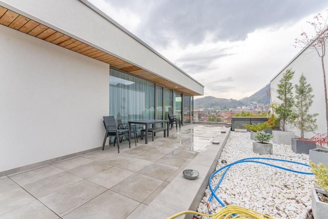 Penthouse Exclusivist cu Jacuzzi și Panoramă Superbă spre Tâmpa – fotografia 29 din 30
