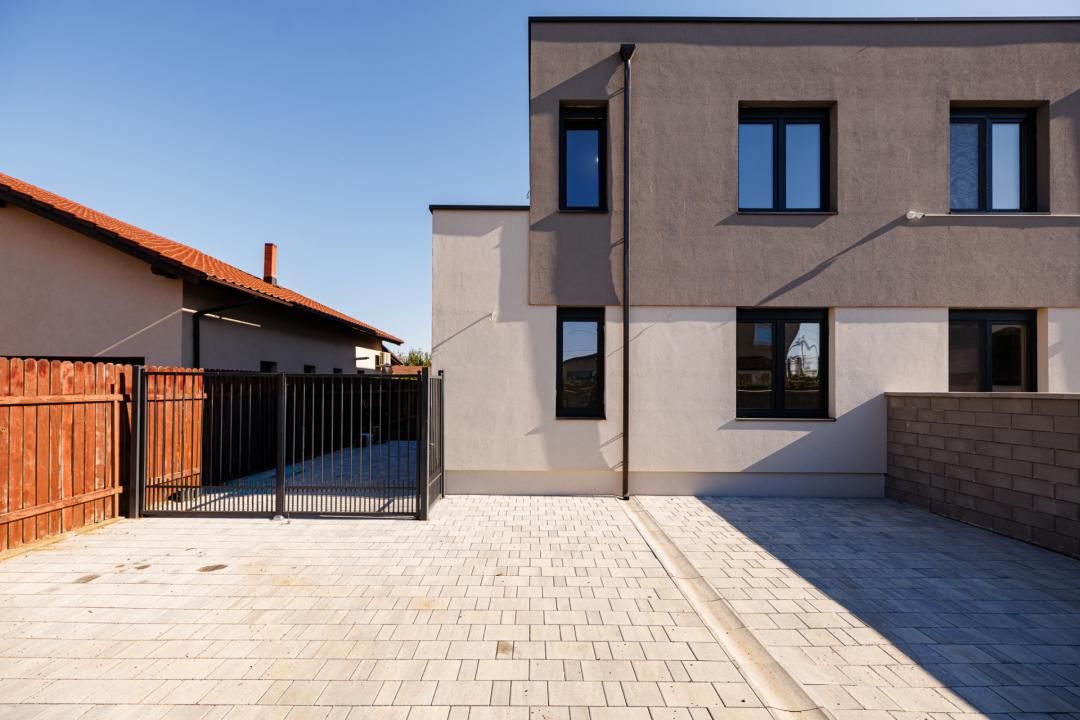 Duplex P+E în Moșnița Nouă, 3 dormitoare, 3 bai, teren 403 mp. Comision 0% – fotografia 49 din 56