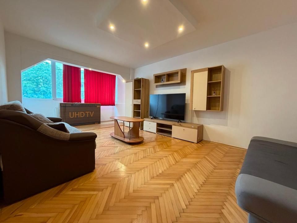 4 camere | etaj 1 | centrala proprie | mobilat si utilat | zona buna | – fotografia 3 din 15